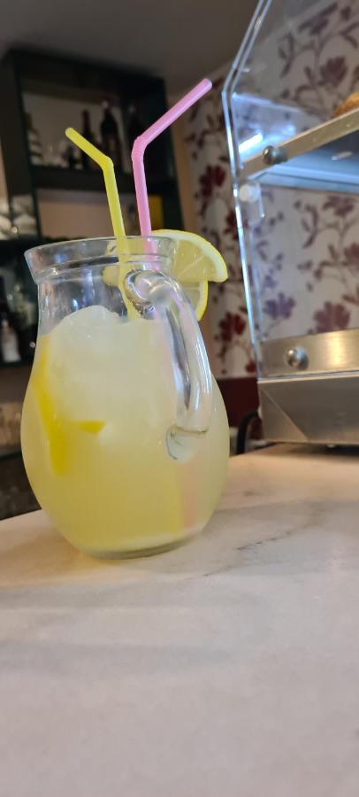 Pensiune Restaurant Arconi Navodari Ngoại thất bức ảnh