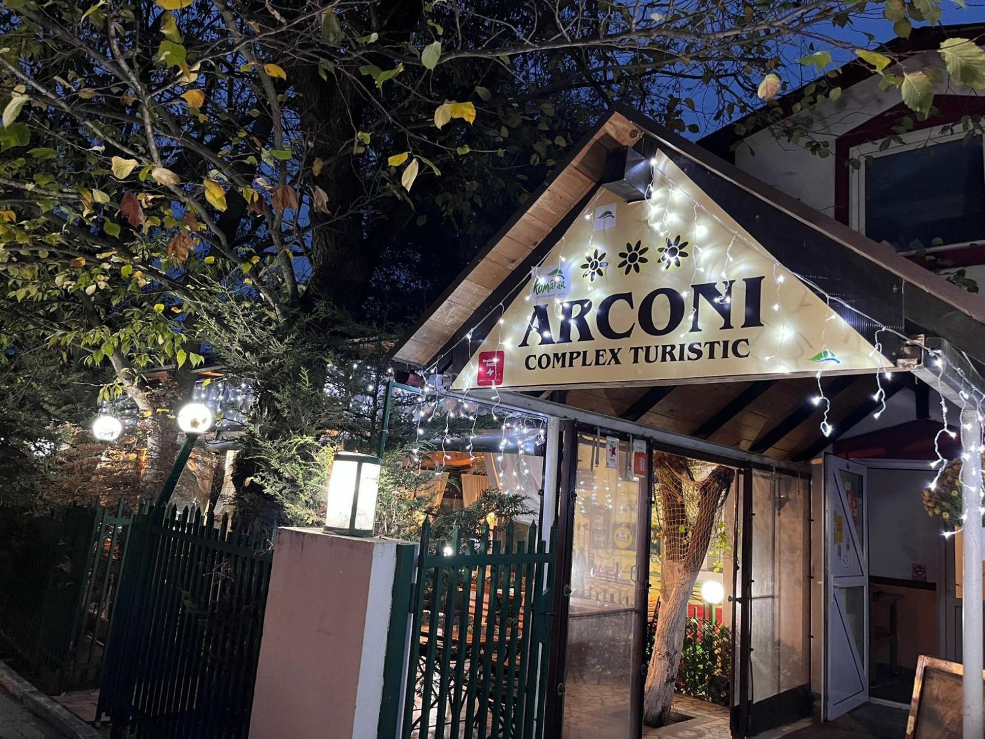 Pensiune Restaurant Arconi Navodari Ngoại thất bức ảnh